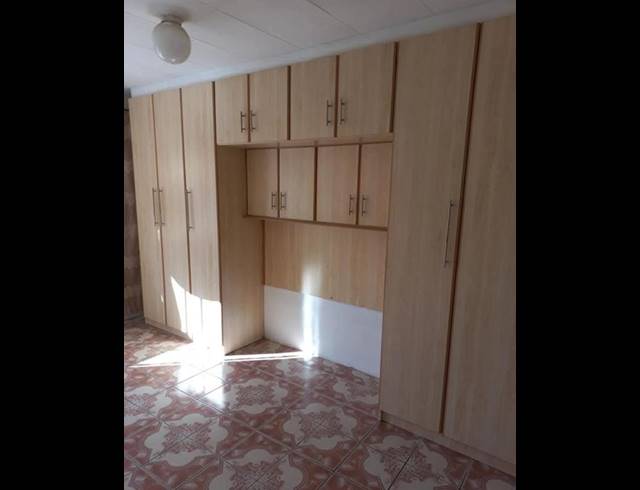 3 BEDROOM PROPERTY TO RENT IN NEWLANDS WEST